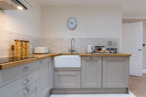 Kitchen- click for photo gallery